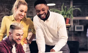 Start Ups / Venture Capital | Haben Sie schon alle potenziellen Stolpersteine bei der Gründung bedacht? Jährlich entstehen in Deutschland laut Institut für Mittelstandsforschung etwa eine halbe Million neue Unternehmen. Leider lösen sich fast genauso viele innerhalb kurzer Zeit wieder auf. Lassen Sie sich nicht von möglichen Kosten abschrecken, professionelle Unterstützung in Anspruch zu nehmen. Schon in der Vorgründungsphase kann ein Experte Sie vor unangenehmen Überraschungen oder späteren Problemen, zum Beispiel mit dem Finanzamt, bewahren. Oft amortisiert sich die Gründungsberatung durch die Einbindung von Fördermitteln, etwa durch die Optimierung Ihrer Finanzierungsstruktur. In vielen Fällen kann sogar die Beratung selbst gefördert werden.